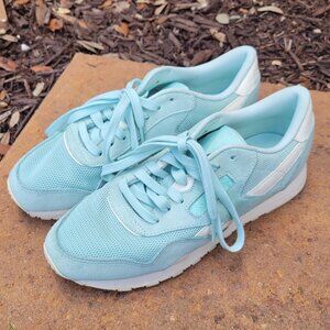 Reebok - Women's Nylon Mesh Mint Green Running Shoe (SIZE 7)